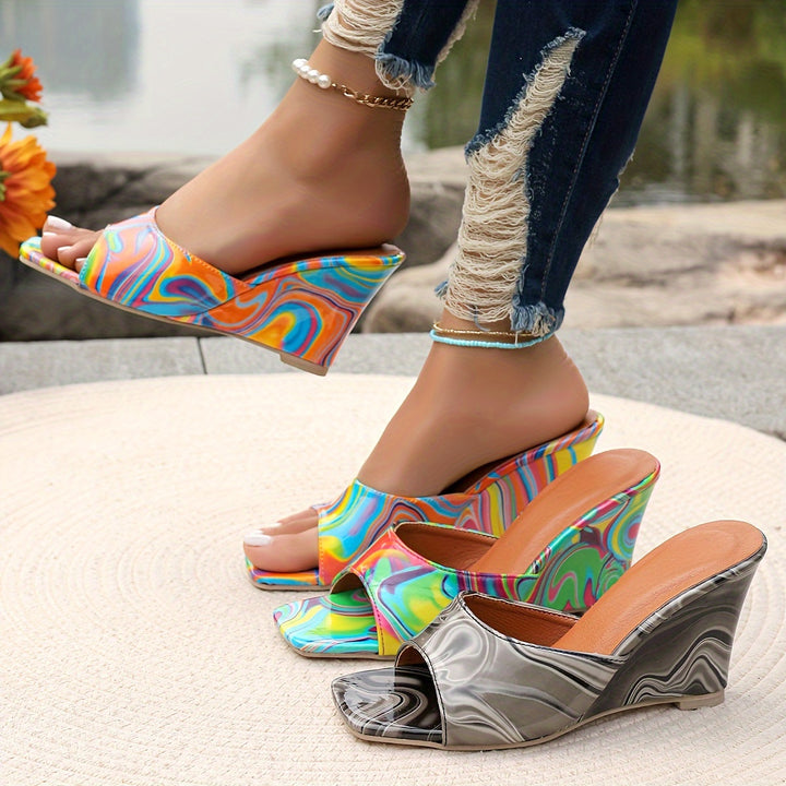 Macarro Abstract Leather Wedge