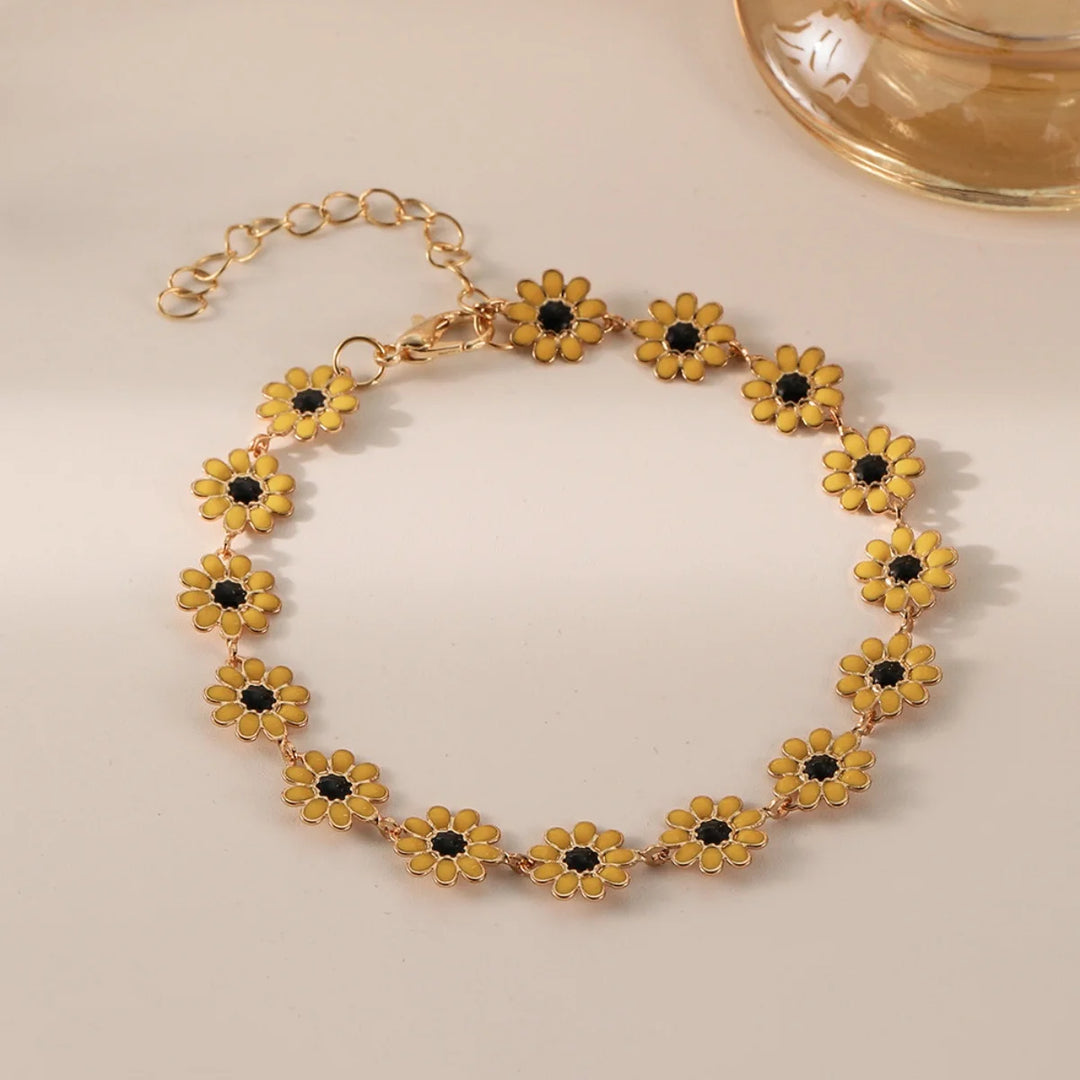Daisy Petal Pop Bracelet