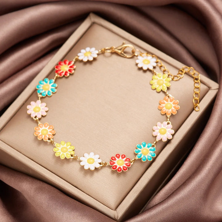 Daisy Petal Pop Bracelet