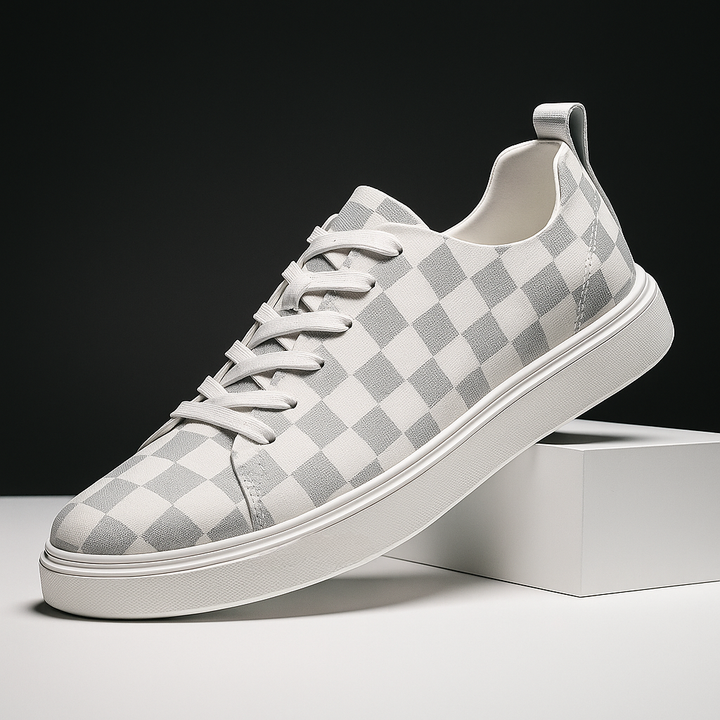 Jaxson Low-Top Sneaker